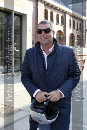 Amsterdam 31 mei 2010
Premiere Dossier K in het ketelhuis. Reinout Oerlemans met scooter
Peter Smulders bv