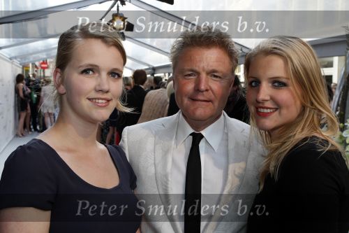 Amsterdam 25 mei 2010
Premiere Sex and the city 2 in Tuschinski. Rene Mioch met dochters
Peter Smulders bv