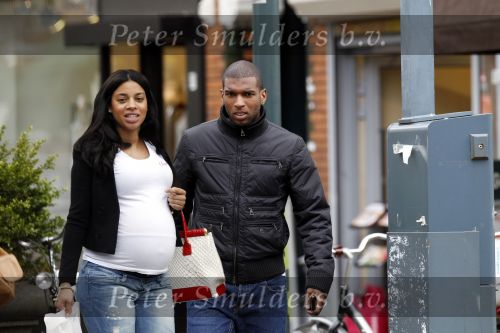 Amsterdam 14 mei 2010
Ryan Babel met zijn zwangere vriendin Linsey.
Peter Smulders bv