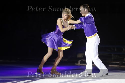 Rotterdam 25 oktober 2007
Premiere Holiday on ice in ahoy. Geert Hoes en Sitah doen mee in de show
Peter Smulders bv