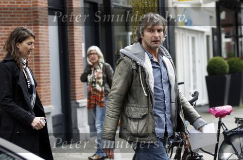 Amsterdam 14 mei 2010
Victor Reinier met een vriendin achter op de fiets.
Peter Smulders bv