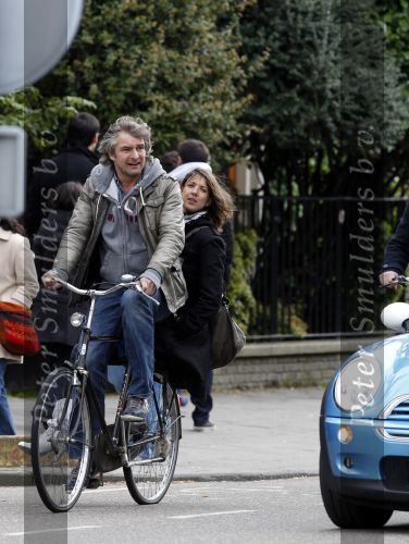Amsterdam 14 mei 2010
Victor Reinier met een vriendin achter op de fiets.
Peter Smulders bv