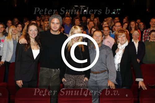 Amsterdam 14 juli 2011
Premiere commercial Wicked met in de hoofdrollen Chantal janzen Jim Bakkum Willemijn Verkaik Bill van Dijk en Pamela Teves.
Peter Smulders bv