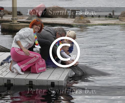 2-7-2011 Harderwijk Dolfinarium-Spetter
