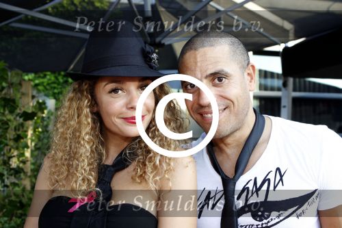 Amsterdam 26 juni 2011
Presentatie cd en 30e verjaardag van Fajah Lourens bij Special Sports. Fajah met vriend Roberto da Costa
Peter Smulders bv