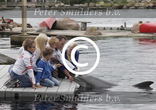 2-7-2011 Harderwijk Dolfinarium-Spetter