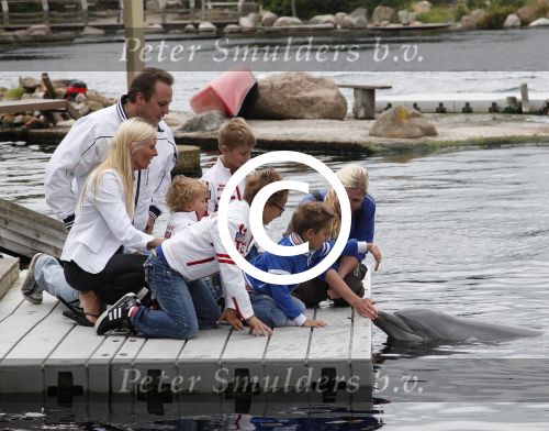 2-7-2011 Harderwijk Dolfinarium-Spetter