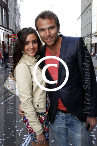 Amsterdam 30 juni 2011
Bachelors list van het blad Jackie in club air. karin van de bachelor met haar neiwue vriend en dat is weer een goede vriend van Lars Vreugdenhil
Peter Smulders bv