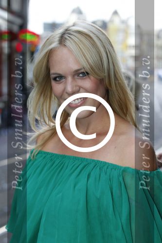 Amsterdam 30 juni 2011
Bachelors list van het blad Jackie in club air. Myrthe Clark
Peter Smulders bv