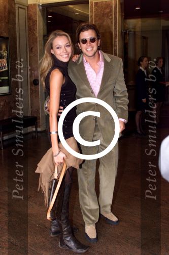 Amsterdam 23 september 2001
Premiere de Titanic in Carre
Winston Gerschtanowitz met vriendin

Peter Smulders bv