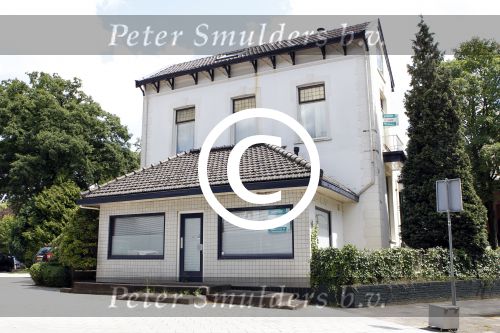 Bussum 24 juni 2011
Huis Rob Bolland staat te koop.
Peter Smulders bv