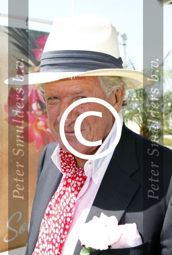 Scheveningen 20 juni 2011
Society lunch in Scheveningen. Willibrord Frequin met vriendin
Peter Smulders bv