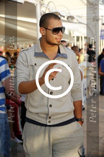 ibiza 10 juli 2012
Afrojack (Nick v d Wal) heeft optreden bij Mambo op ibiza. Hij heeft ook zijn trotse moeder mee genomen.
Peter Smulders bv