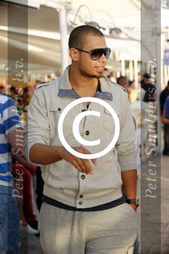 ibiza 10 juli 2012
Afrojack (Nick v d Wal) heeft optreden bij Mambo op ibiza. Hij heeft ook zijn trotse moeder mee genomen.
Peter Smulders bv