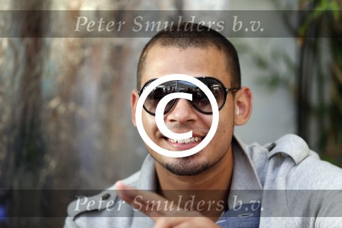 ibiza 10 juli 2012
Afrojack (Nick v d Wal) heeft optreden bij Mambo op ibiza. Hij heeft ook zijn trotse moeder mee genomen.
Peter Smulders bv