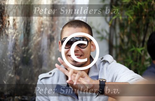 ibiza 10 juli 2012
Afrojack (Nick v d Wal) heeft optreden bij Mambo op ibiza. Hij heeft ook zijn trotse moeder mee genomen.
Peter Smulders bv