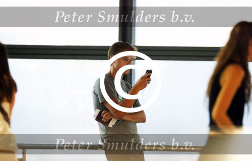 Madrid en Ibiza 9 juli 2012
Armin v Buuren vliegt met air europa van Madrid naar ibiza waar hij s nachts een optreden heeft in privelige. Andere jaren vloog hij altijd met een prive vliegtuig.
Peter Smulders bv
