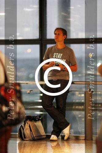 Madrid en Ibiza 9 juli 2012
Armin v Buuren vliegt met air europa van Madrid naar ibiza waar hij s nachts een optreden heeft in privelige. Andere jaren vloog hij altijd met een prive vliegtuig.
Peter Smulders bv