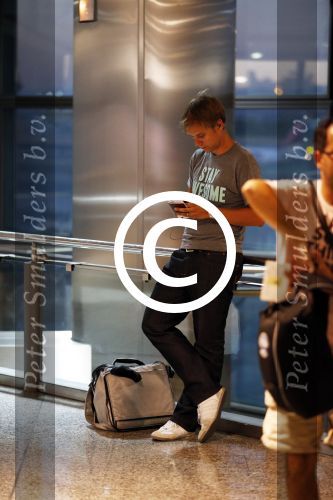 Madrid en Ibiza 9 juli 2012
Armin v Buuren vliegt met air europa van Madrid naar ibiza waar hij s nachts een optreden heeft in privelige. Andere jaren vloog hij altijd met een prive vliegtuig.
Peter Smulders bv
