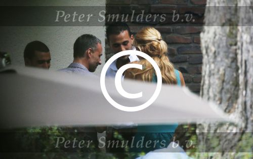 Craailo Huizen 5 juli 2012
Surprise feestje voor Estelle Gullit in het huis van Eric Kuster. Badr hari is natuurlijk ook aanwezig
Peter Smulders bv