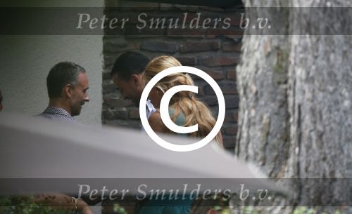 Craailo Huizen 5 juli 2012
Surprise feestje voor Estelle Gullit in het huis van Eric Kuster. Badr hari is natuurlijk ook aanwezig
Peter Smulders bv