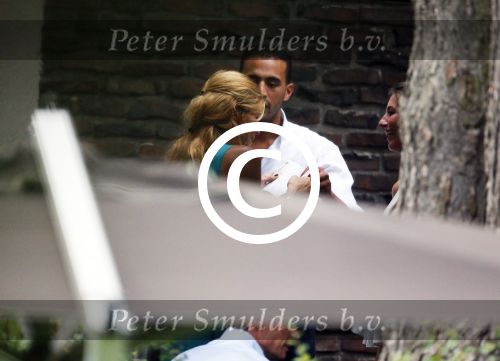 Craailo Huizen 5 juli 2012
Surprise feestje voor Estelle Gullit in het huis van Eric Kuster. Badr hari is natuurlijk ook aanwezig
Peter Smulders bv