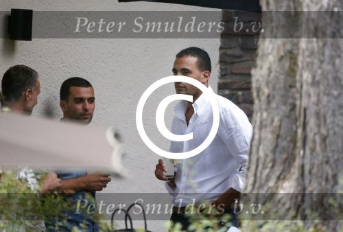 Craailo Huizen 5 juli 2012
Surprise feestje voor Estelle Gullit in het huis van Eric Kuster. Badr hari is natuurlijk ook aanwezig
Peter Smulders bv