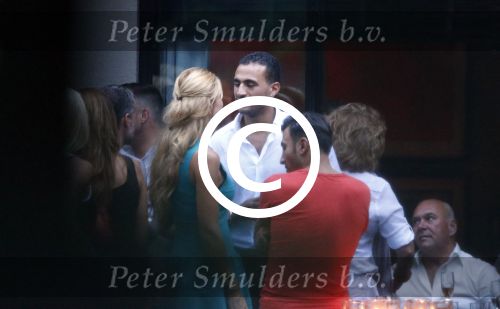 Craailo Huizen 5 juli 2012
Surprise feestje voor Estelle Gullit in het huis van Eric Kuster. Badr hari is natuurlijk ook aanwezig
Peter Smulders bv