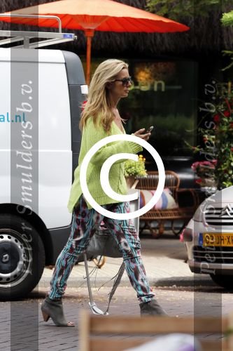 Amsterdam 4 juli 2012
Candy Dulfer op straat.
Peter Smulders bv
