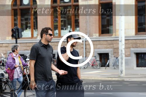 Amsterdam 6 juli 2012
David Blaine en de manager van madonna in amsterdam.
Peter Smulders bv
