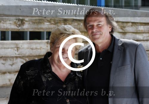 Amsterdam 13 juli 2012
Presentatie Blad Londen ivm olympische spelen met oa Ivo Niehe Erica Terpstra Naomi v As Peter Heerschop Viggo Waas Kim Lammers en Nicolien Sauerbreij bij strand zuid bij de rai.
Peter Smulders bv