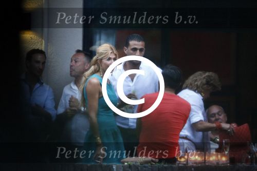Craailo Huizen 5 juli 2012
Surprise feestje voor Estelle Gullit in het huis van Eric Kuster. Badr hari is natuurlijk ook aanwezig
Peter Smulders bv