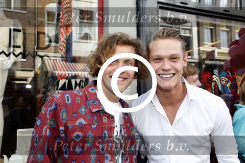Amsterdam 6 juli 2012
Opening pull in pop up store in amsterdam. Paul Tulner met Ferry Doedens
Peter Smulders bv