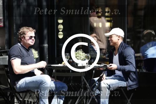 Amsterdam 26 juni 2012
Jeffrey Wammes op terras met hotelbon eigenaar Chris Luken.
Peter Smulders bv