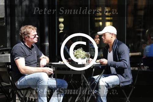 Amsterdam 26 juni 2012
Jeffrey Wammes op terras met hotelbon eigenaar Chris Luken.
Peter Smulders bv