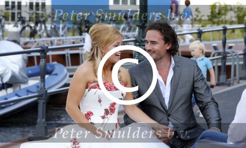 Huizen 7 juli 2012
Trouwen Jeroen Nieuwenhuize en zijn vrouw Kayla bij fletcher hotel in Huizen.
Peter Smulders bv