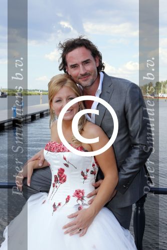 Huizen 7 juli 2012
Trouwen Jeroen Nieuwenhuize en zijn vrouw Kayla bij fletcher hotel in Huizen.
Peter Smulders bv