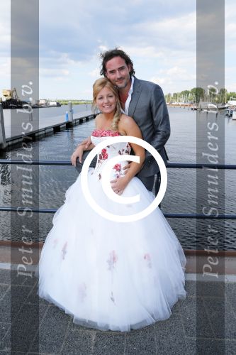 Huizen 7 juli 2012
Trouwen Jeroen Nieuwenhuize en zijn vrouw Kayla bij fletcher hotel in Huizen.
Peter Smulders bv