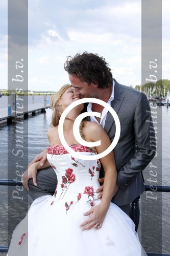 Huizen 7 juli 2012
Trouwen Jeroen Nieuwenhuize en zijn vrouw Kayla bij fletcher hotel in Huizen.
Peter Smulders bv