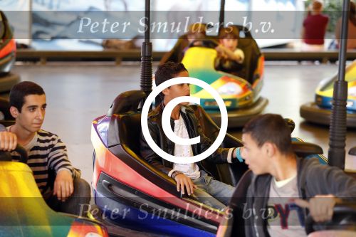 Laren 4 juli 2012
Kermis in laren . Angela v Hulten met zoons Justin en Ruben Kluivert
Peter Smulders bv