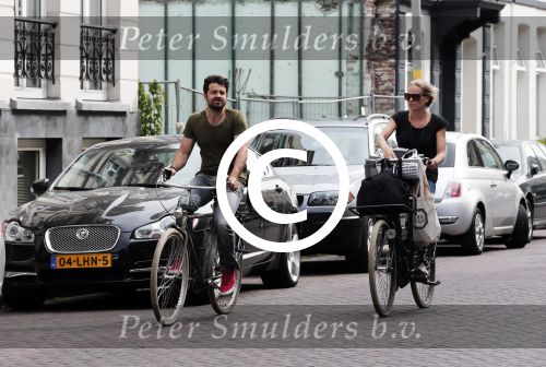 Amsterdam 4 juli 2012
Liesbeth kamerling met haar man op de fiets.
Peter Smulders bv