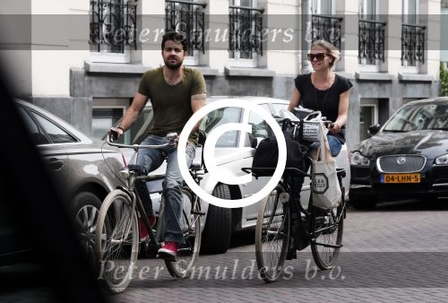 Amsterdam 4 juli 2012
Liesbeth kamerling met haar man op de fiets.
Peter Smulders bv