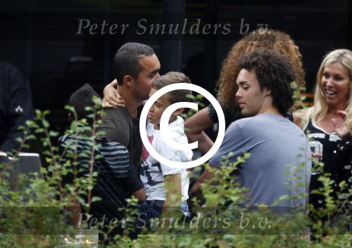 Craailo Huizen 5 juli 2012
Surprise feestje voor Estelle Gullit in het huis van Eric Kuster. Badr hari is natuurlijk ook aanwezig. Maxim Gullit
Peter Smulders bv