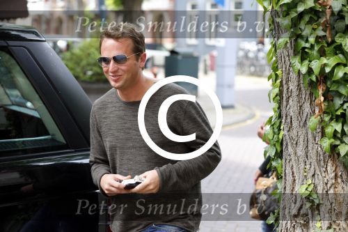 Amsterdam 6 juli 2012
Patricia Paay en vriend Nicky v Dam op de cornelis schuytstraat.
Peter Smulders bv
