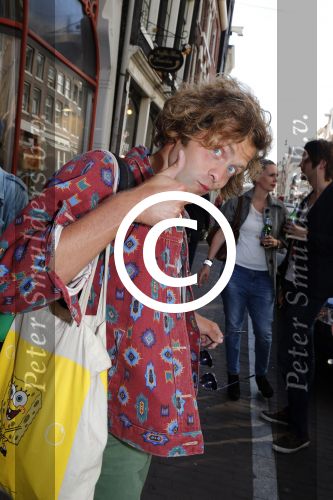 Amsterdam 6 juli 2012
Opening pull in pop up store in amsterdam. Paul Tulner
Peter Smulders bv