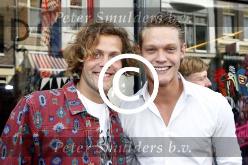 Amsterdam 6 juli 2012
Opening pull in pop up store in amsterdam. Paul Tulner met Ferry Doedens
Peter Smulders bv