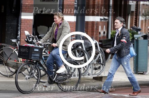Amsterdam 22 juni 2012
Pierre Bokma met een vriendin op de fiets.
Peter Smulders bv