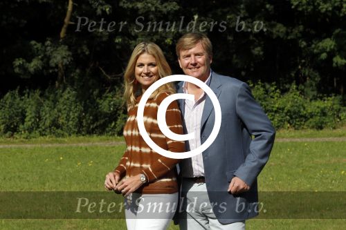 Wassenaar 7 juli 2012
Fotosessie met Prins Willem Alexander prinses Maxima Alexia Ariane en Amalia op landgoed de horsten.
Peter Smulder bv