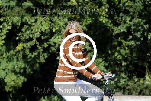 Wassenaar 7 juli 2012
Fotosessie met Prins Willem Alexander prinses Maxima Alexia Ariane en Amalia op landgoed de horsten.
Peter Smulder bv