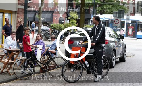 Amsterdam 3 juli 2012
Ontmoeting tussen Ruud Gullit en Badr Hari op de cornelis schuytstraat.
Peter Smulders bv